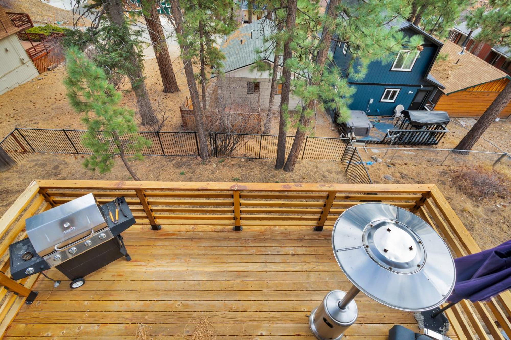 Cozy Crescent Tree Cabin Near Bear Mountain Big Bear Lake Exterior photo
