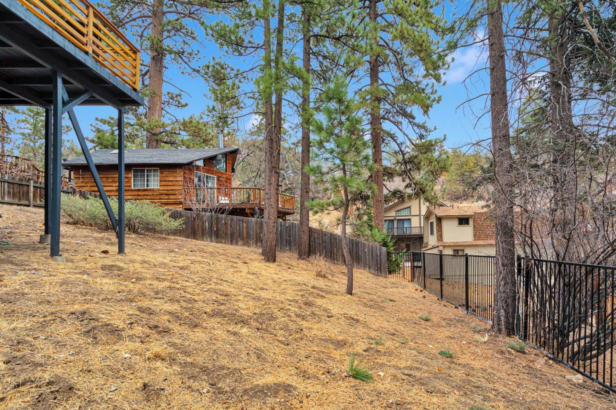 Cozy Crescent Tree Cabin Near Bear Mountain Big Bear Lake Exterior photo